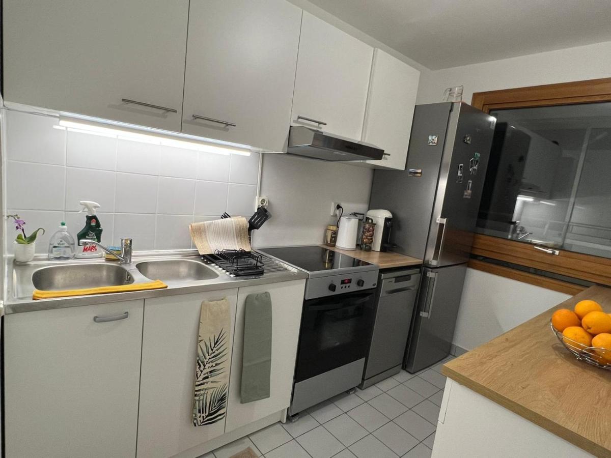 Entire Apartment With Terrace 파리 외부 사진