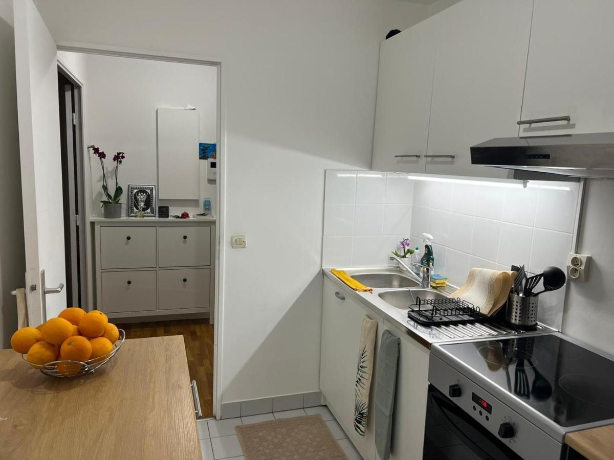 Entire Apartment With Terrace 파리 외부 사진